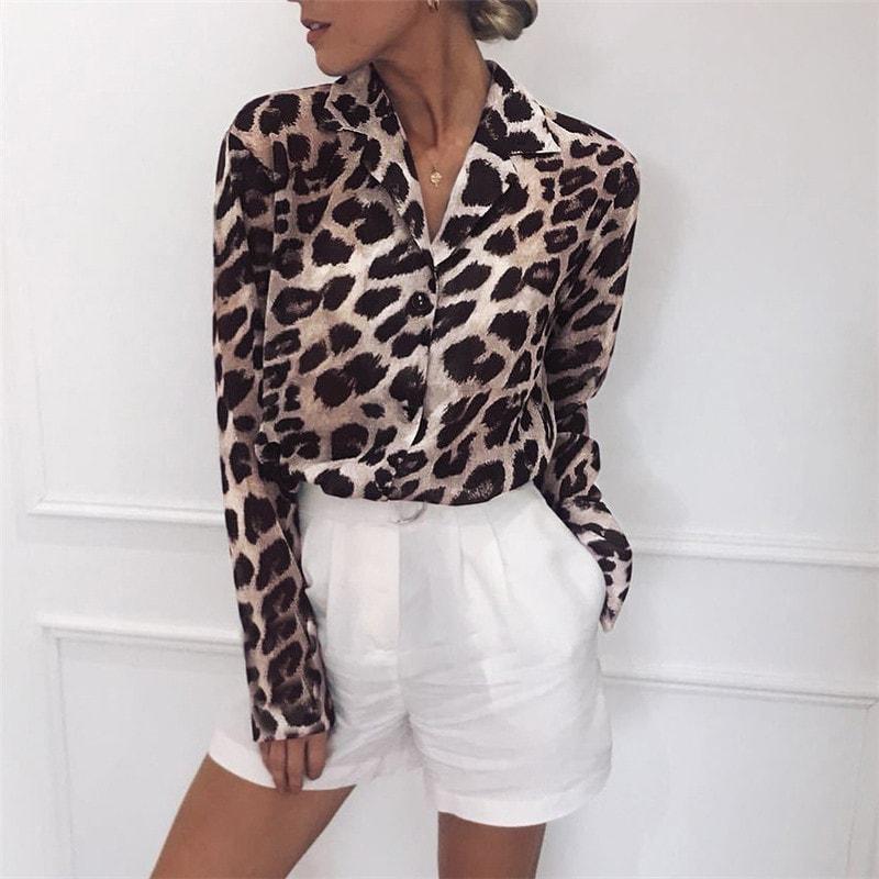 Chemisier imprimé léopard stylisé - Beige/Noir - Femme - 0.00 Chemisier imprimé léopard stylisé - Beige/Noir - Femme - 0.00